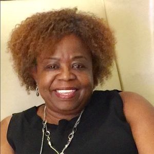 Meet your Posher, Debra